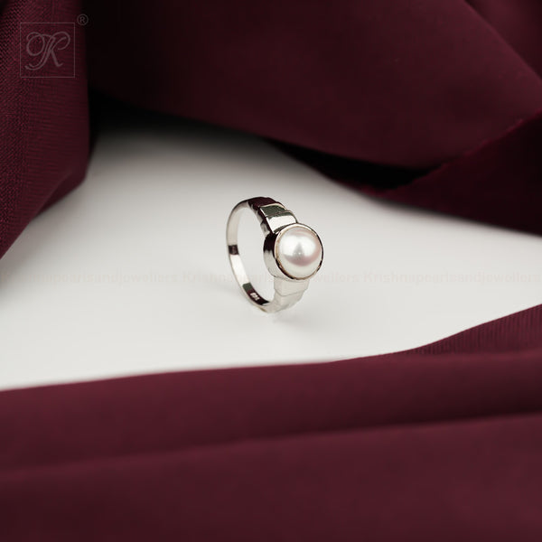 Modern Prestige: White Pearl Ring with | Krishna Pearls and Jewellers