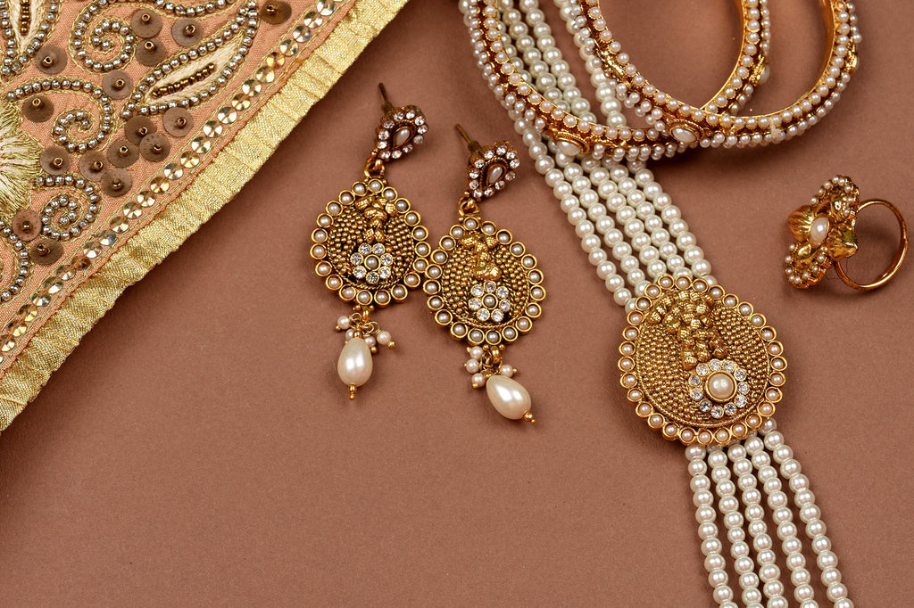 A Pearl Set for the Perfect Wedding in town!