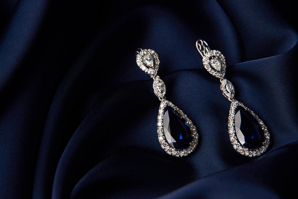 Buy Diamond Earrings for a dazzling affair