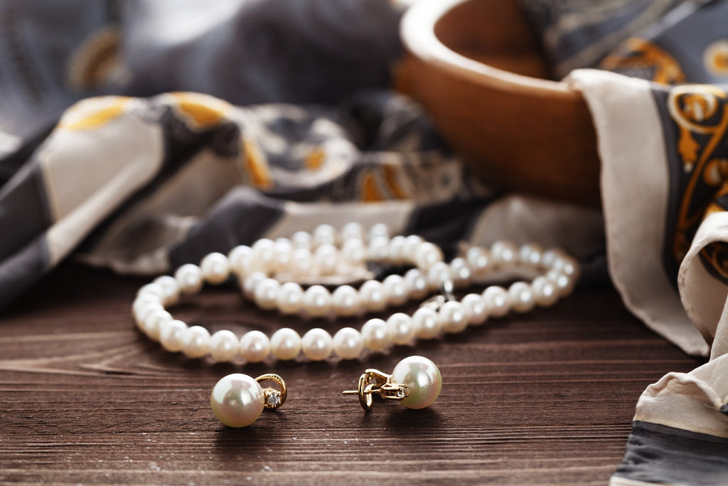 Pearl jewellery sets: Latest designs for daily wear