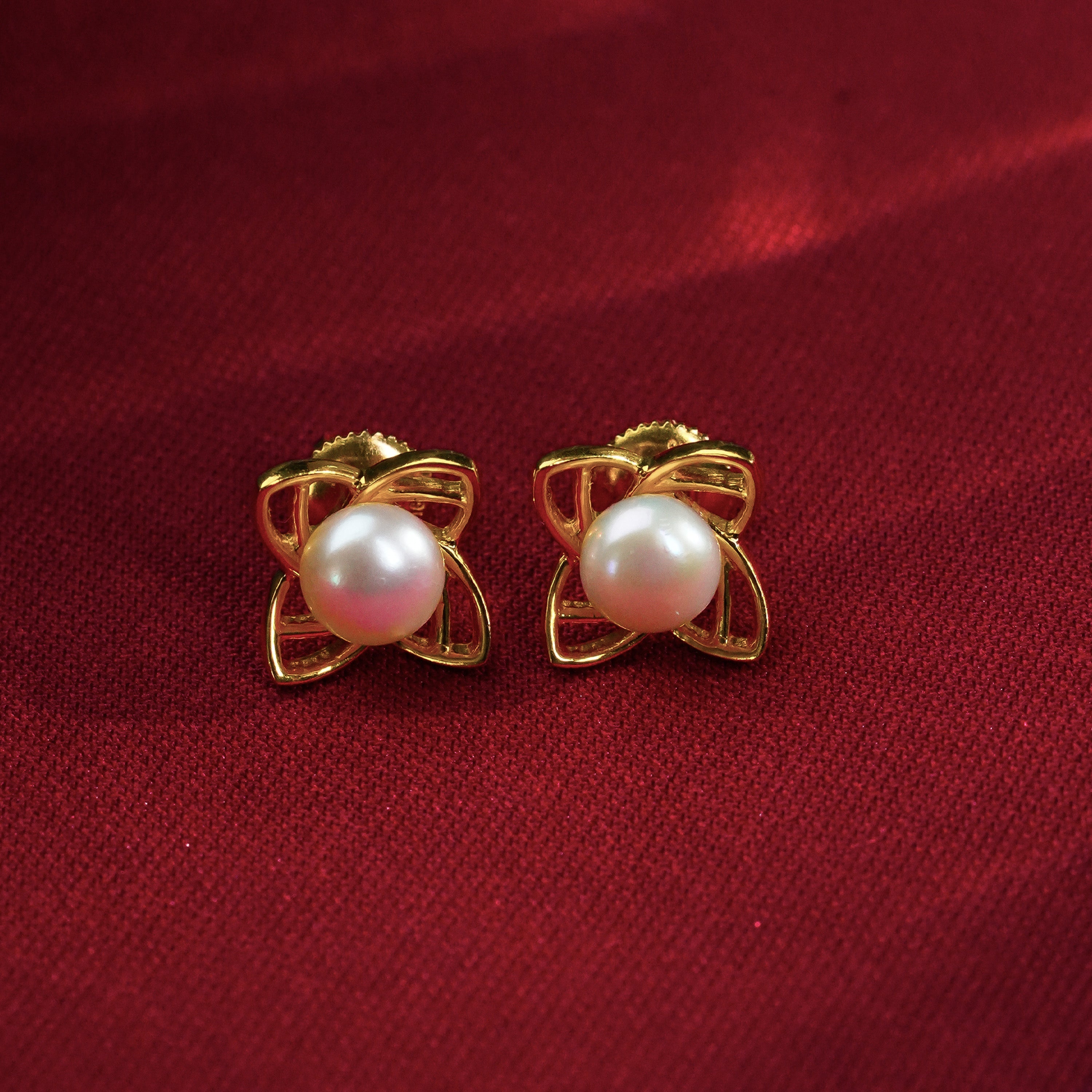 PEARL EARRINGS