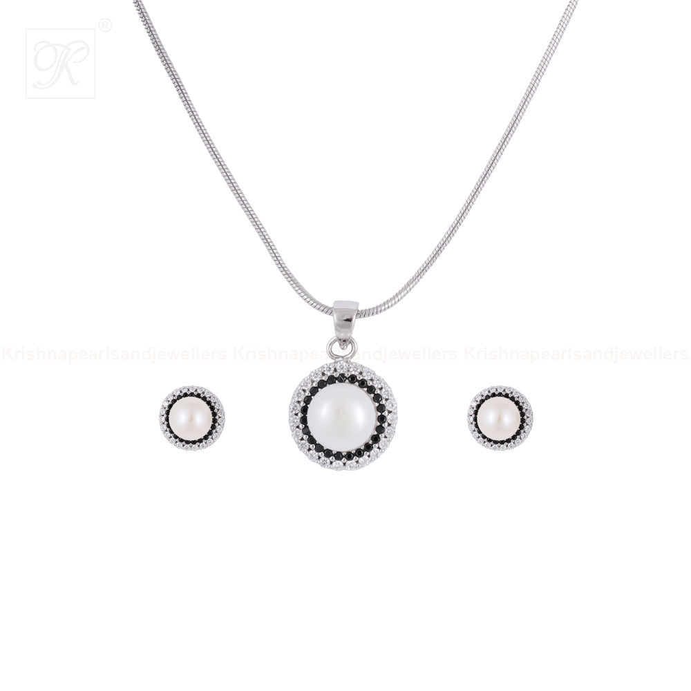 Eternal Grace Pearl Set – ROUND Cream Pearl | Krishna Pearls and Jewellers