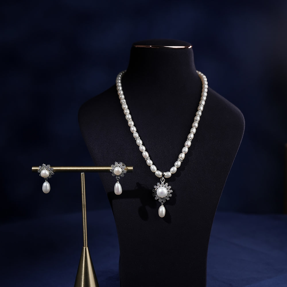 Elegant Freshwater Pearl Necklace & Earrings Set