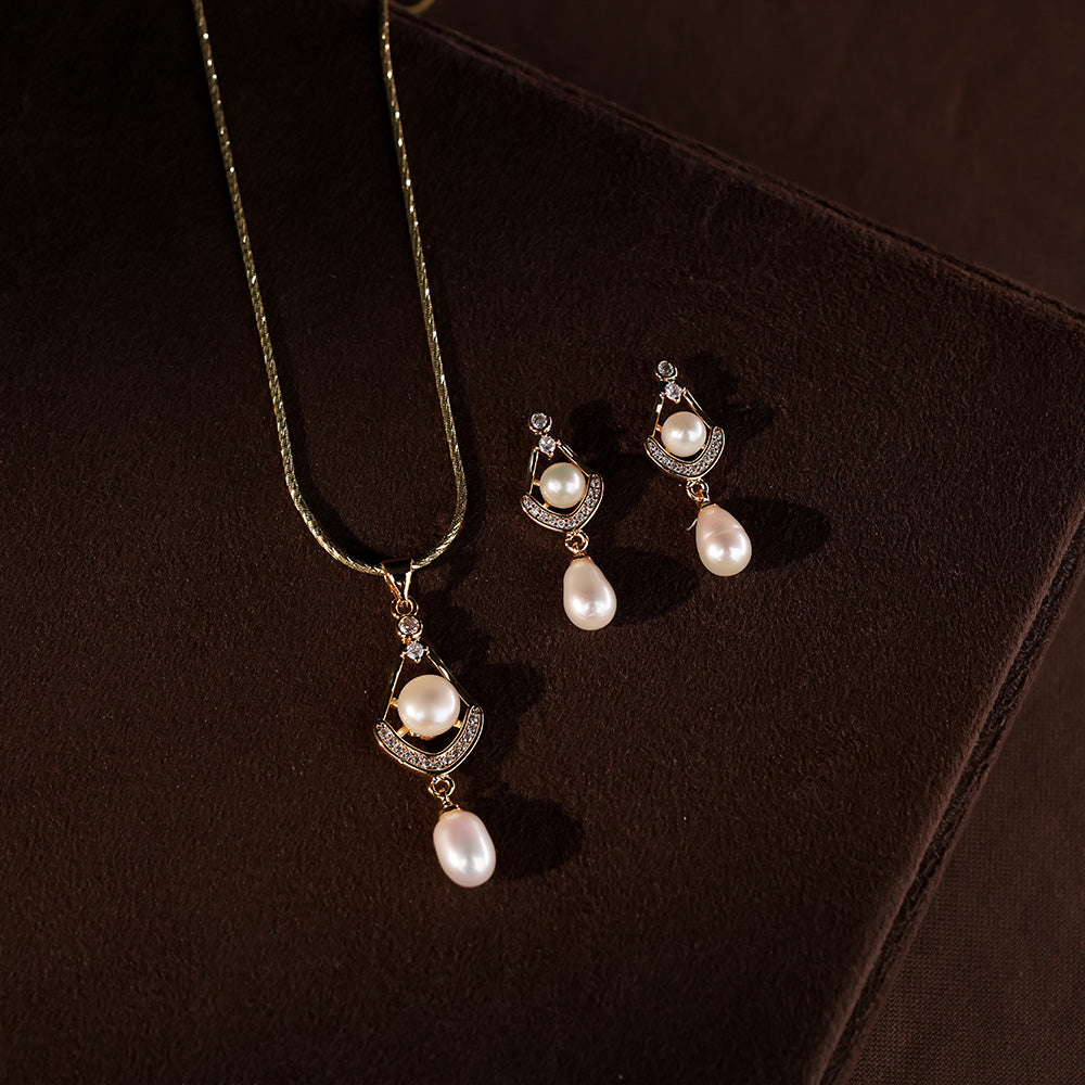 Celestial Pearl Drop Pendant & Earrings Set