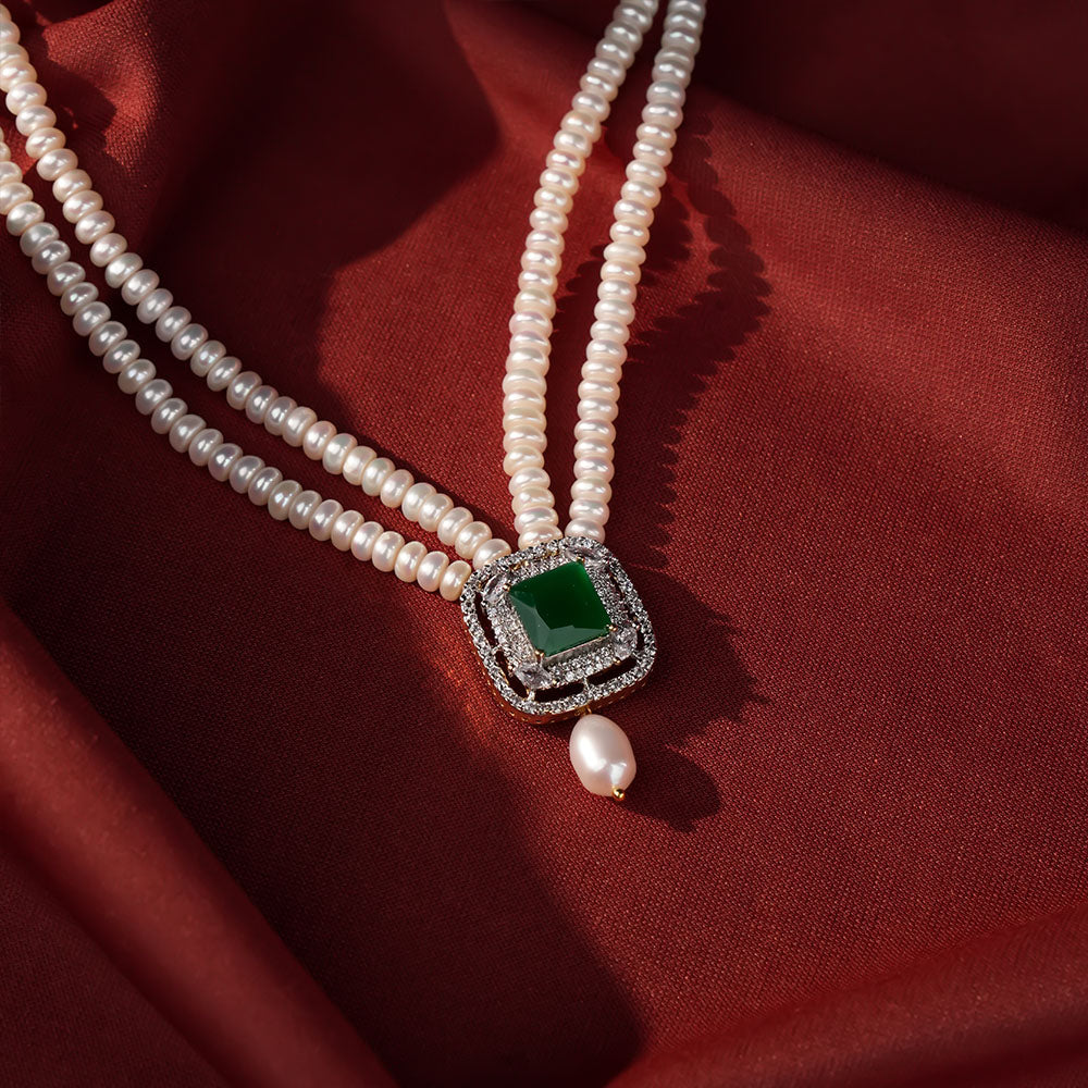 Emerald Like Green Square Pendant Pearl Jewelry for Women