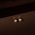 Classic Freshwater Pearl Pendant & Stud Earrings Set