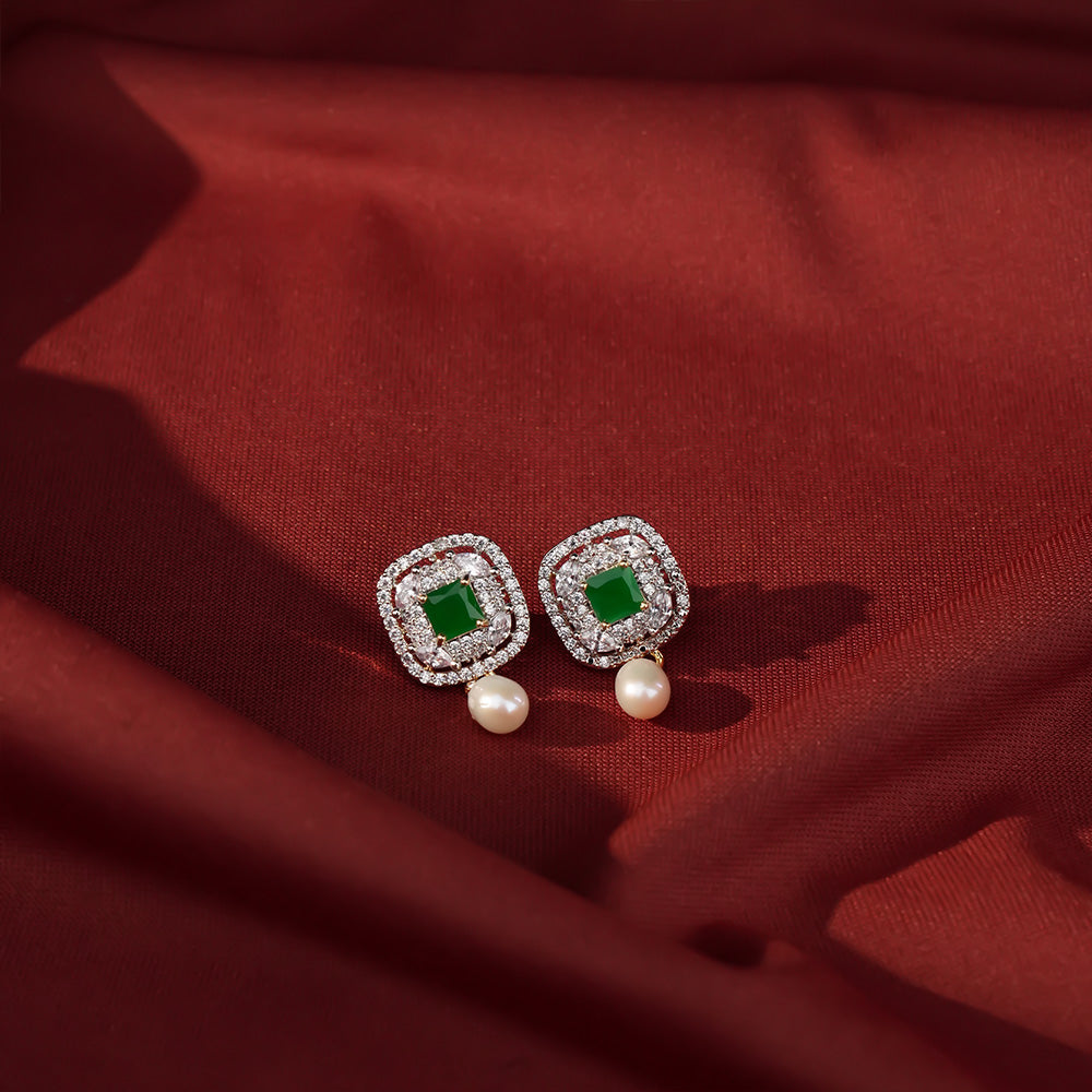 Emerald Like Green Square Pendant Pearl Jewelry for Women