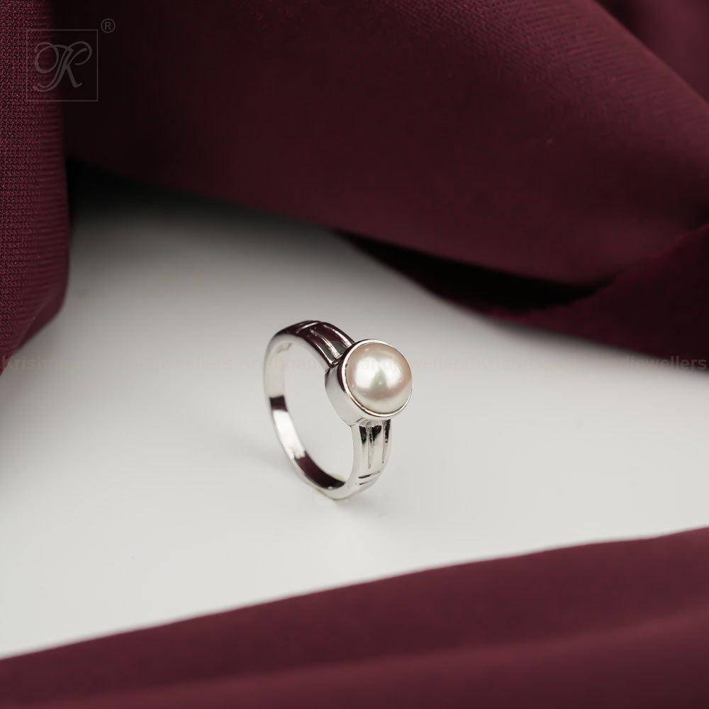 Regal Reflection: White Pearl and Silver Accent Ring | Krishna Pearls and Jewellers