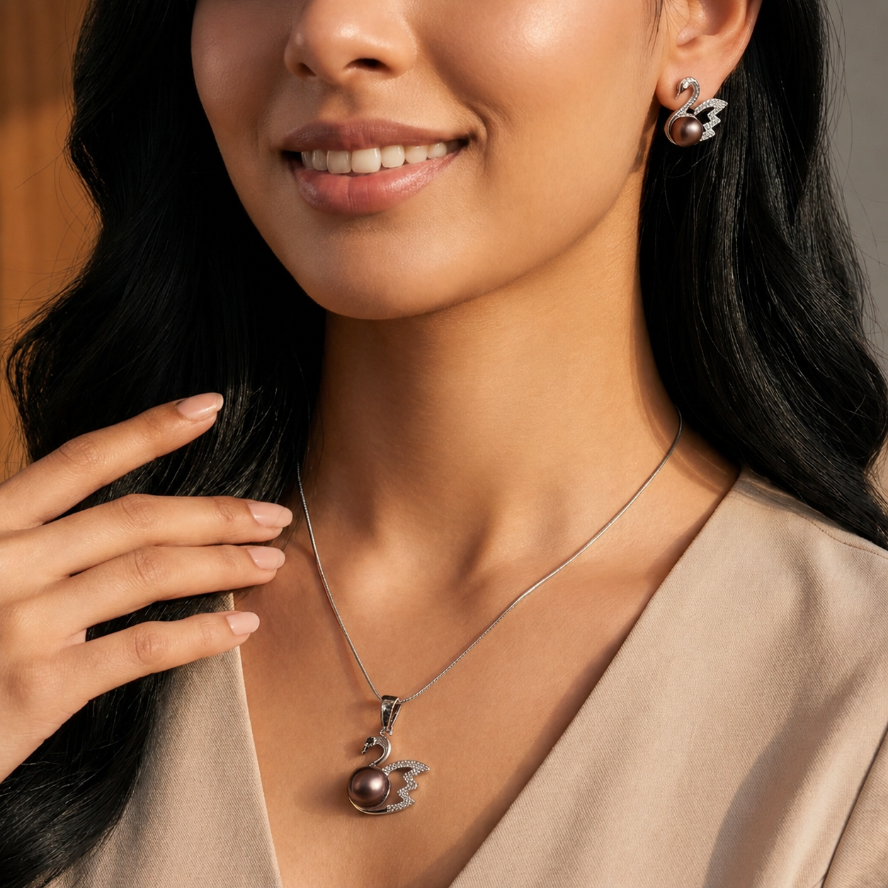 Bronze Grace Swan Pearl Set Freshwater